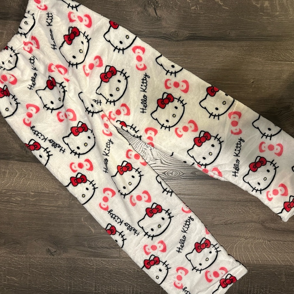 Hello kitty fleece pajamas